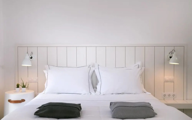 Seven Santa Maria Paros Boutique Hotel