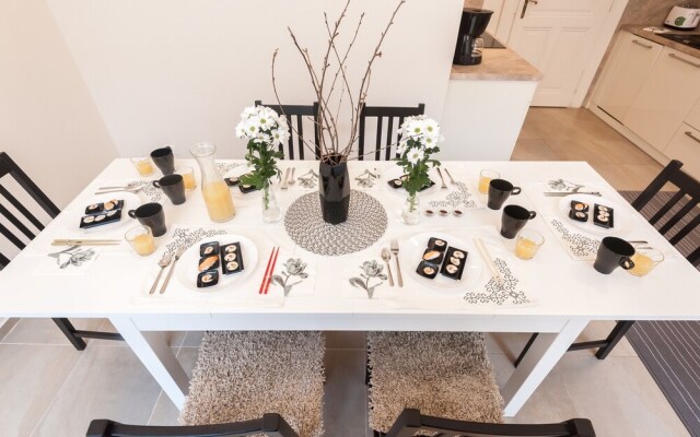 Na Smetance Apartments