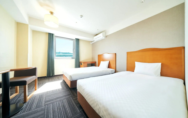 Kanku Izumiotsu Washington Hotel