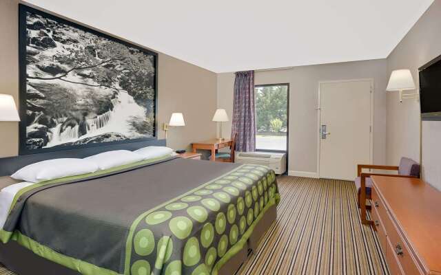 Super 8 by Wyndham Athens