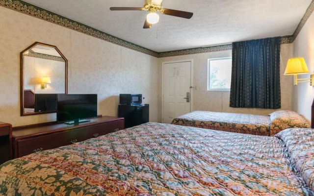 Deerfield Inn