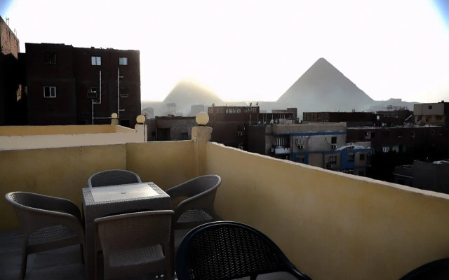 Grand pyramids view hotel