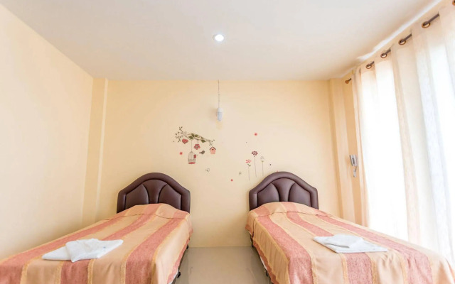 Phet Ngam Hotel
