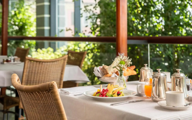 Hotel Excelsior