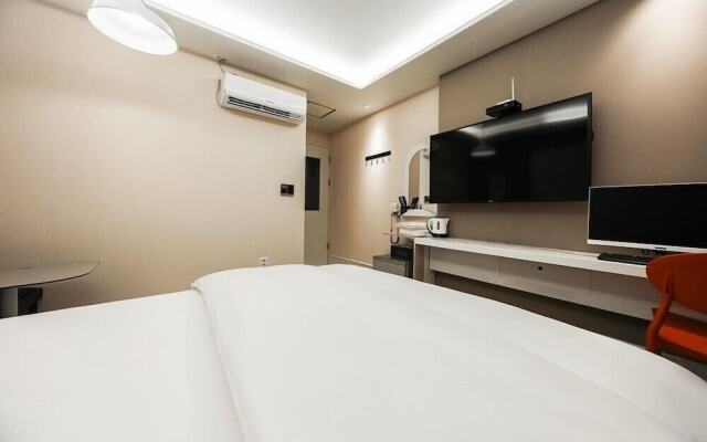 Hotel ONDO