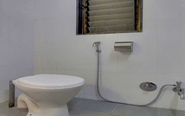 Capital O 40790 Hotel Triveni