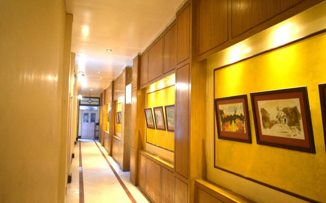 Pineridge Hotel