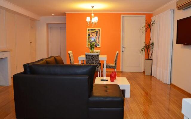 Le Parc Hotel & Suites