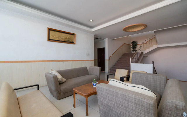 RedDoorz near Silangit International Airport