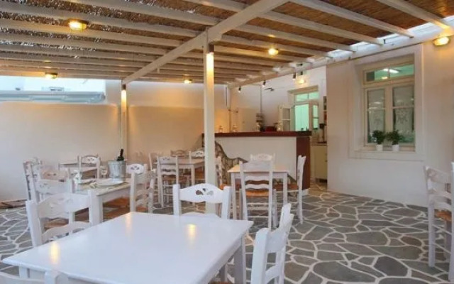 Paros Inn Seafront