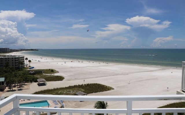 Jamaica Royale - 803 - 2 Br Condo