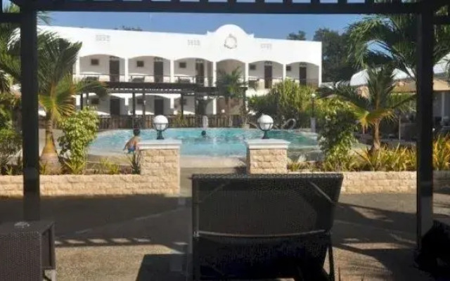 West Wing Resort Hotel
