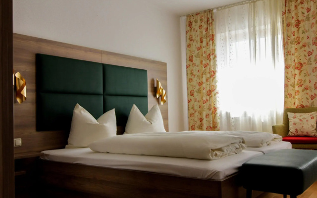 Hotel Burgwirt