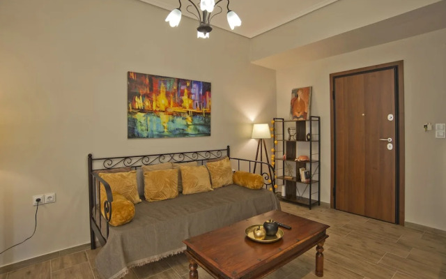 Ellie s Home in Moschato