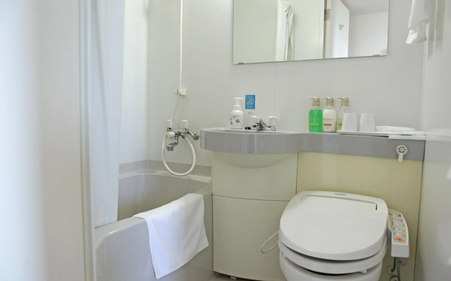 Kuretake Inn Iwata