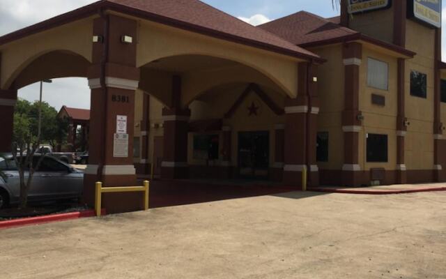 Scottish Inn & Suites - Hobby Airport