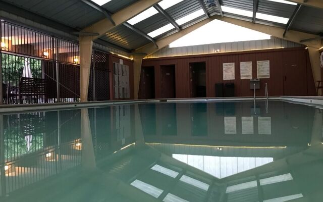 Golden Haven Hot Springs