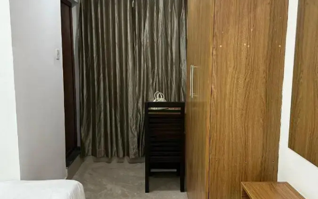 Hotel Metro Den