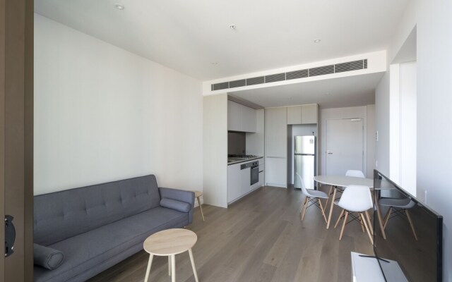 Modern Apartment in Darling Harbour