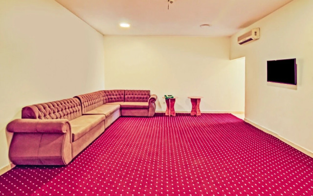 OYO 600 Alhamra For Residential Units