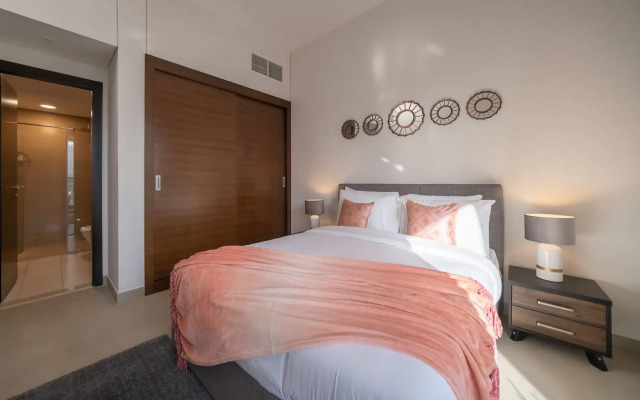 Stunning flat with balcony in Sparkle Tower