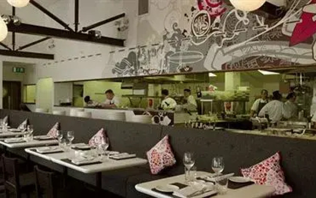 Beachcombers Apartments