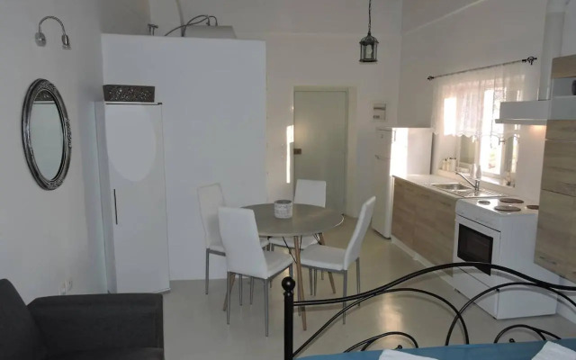 Elena Studio