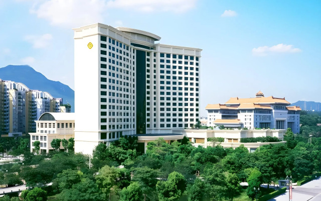 Parklane Hotel