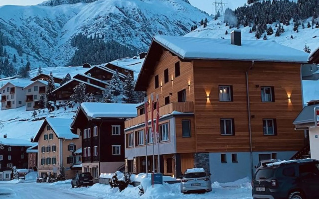 Mountain Lodge Sedrun