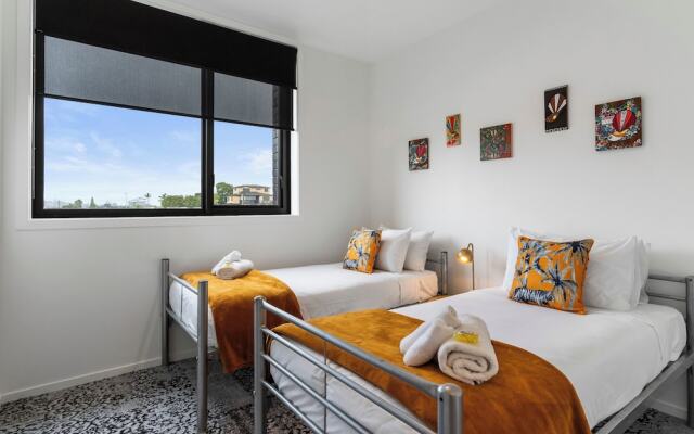 Roomie Apartment Hotel