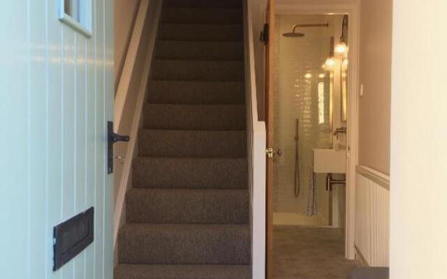 Courtyard house - boutique stay, sleeps 2 - Bruton