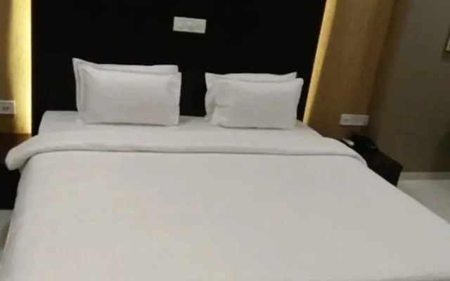 Hotel Ramashray Paradise