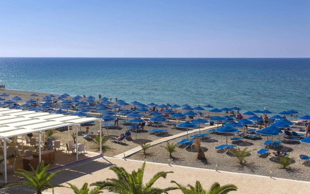 Mare Blue Hotel
