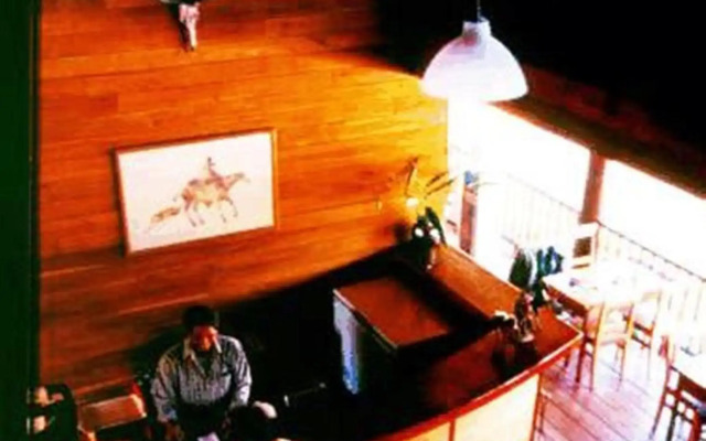 Riverhouse Hotel - The Teak House