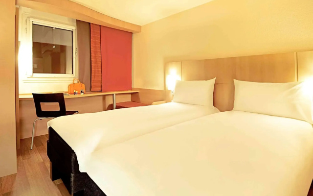 Ibis Albert Pays de Somme