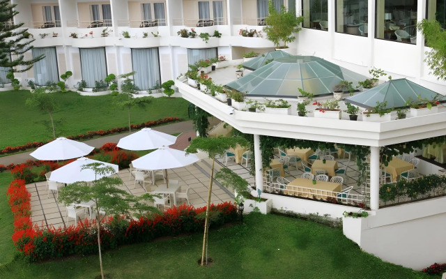 Grand Mutiara Hotel