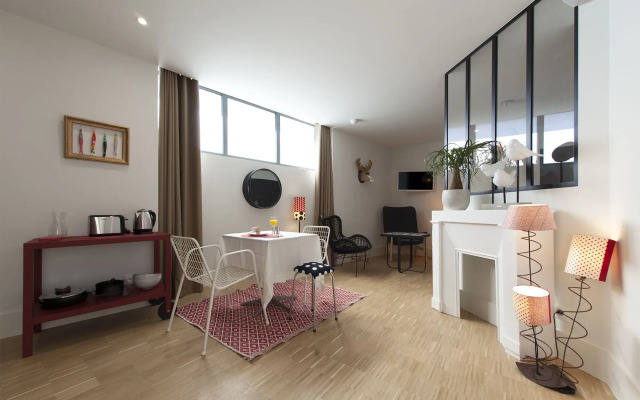 Appart Hotel Eugenie