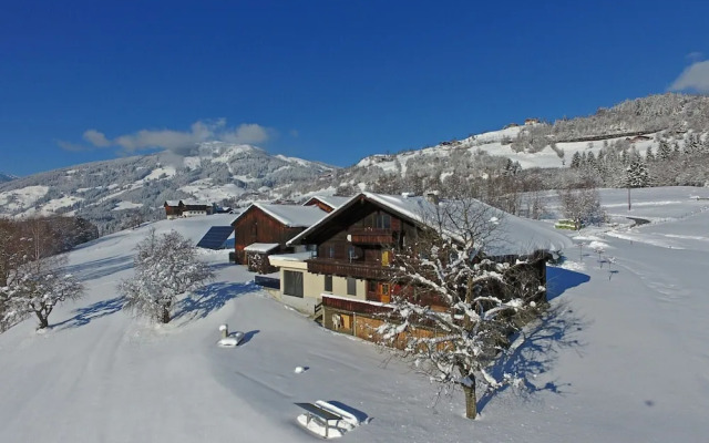 Rustic Mansion in Mittersill near Kirchberg Ski Area