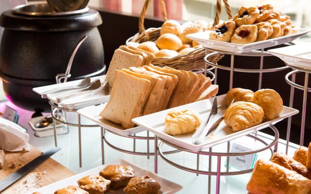 Crowne Plaza Istanbul - Oryapark by IHG