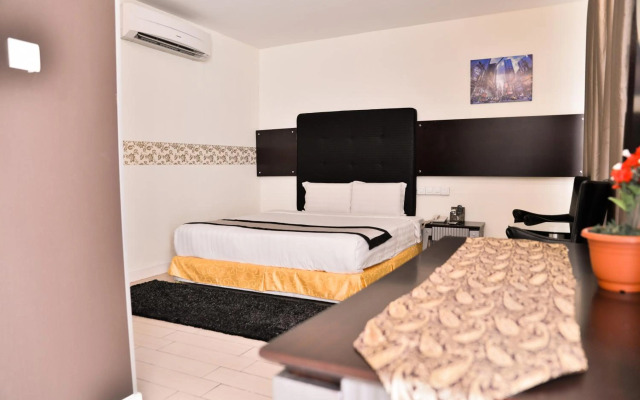 Shervinton Executive Boutique Hotel