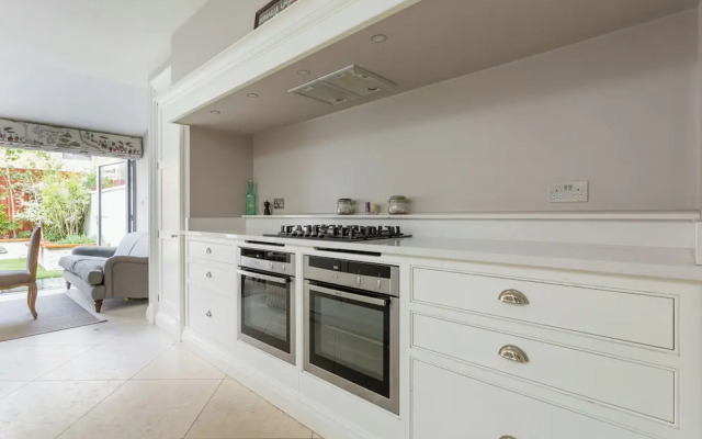 Rigault Road by Onefinestay