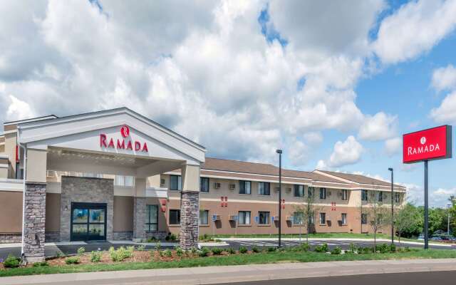 Ramada by Wyndham Minneapolis Golden Valley