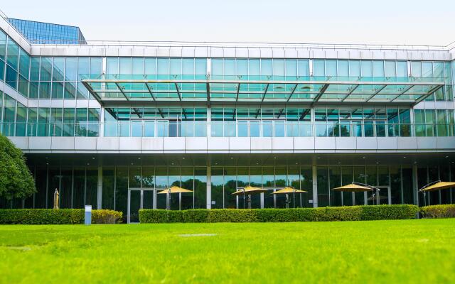 Crowne Plaza Shanghai Xiayang Lake by IHG