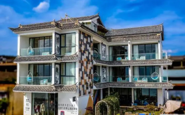 Dali · Manshan · That Year July | 360° Seaview Sunset Moon Tide Resort Art Villa (Erhai Lake) – Exterior – Dali