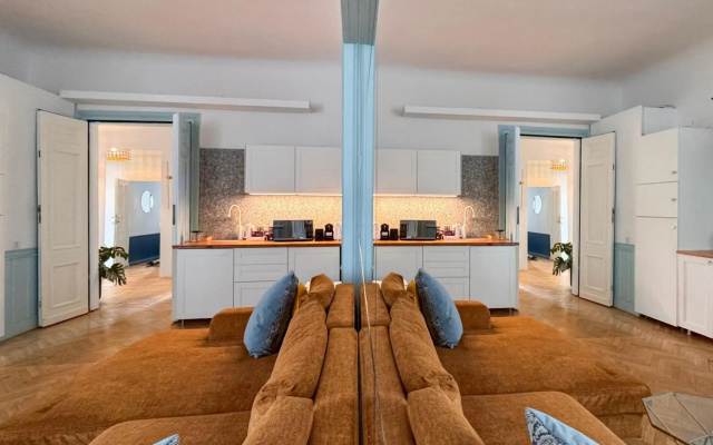 4Th Floor Bed And Breakfast