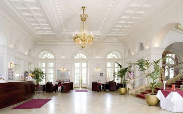 Austria Trend Hotel Schloss Wilhelminenberg