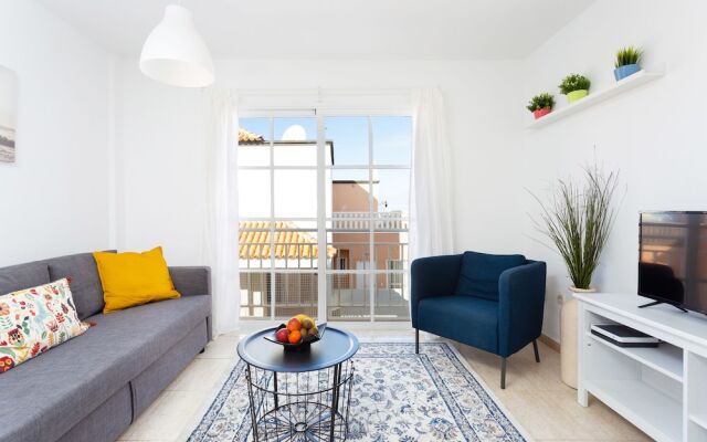 Charming Sunset Apartment