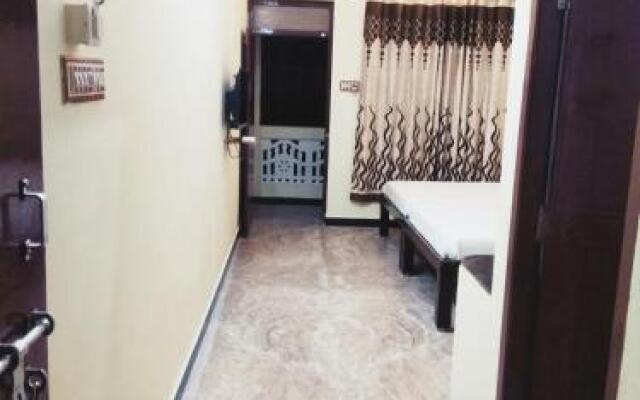 Muthu guest house