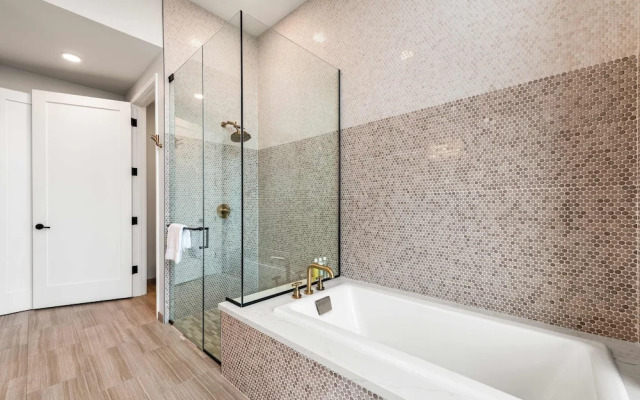 Luxury Penthouse 3BR Prime Location