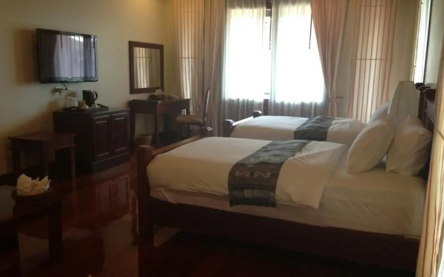 Athena Hotel
